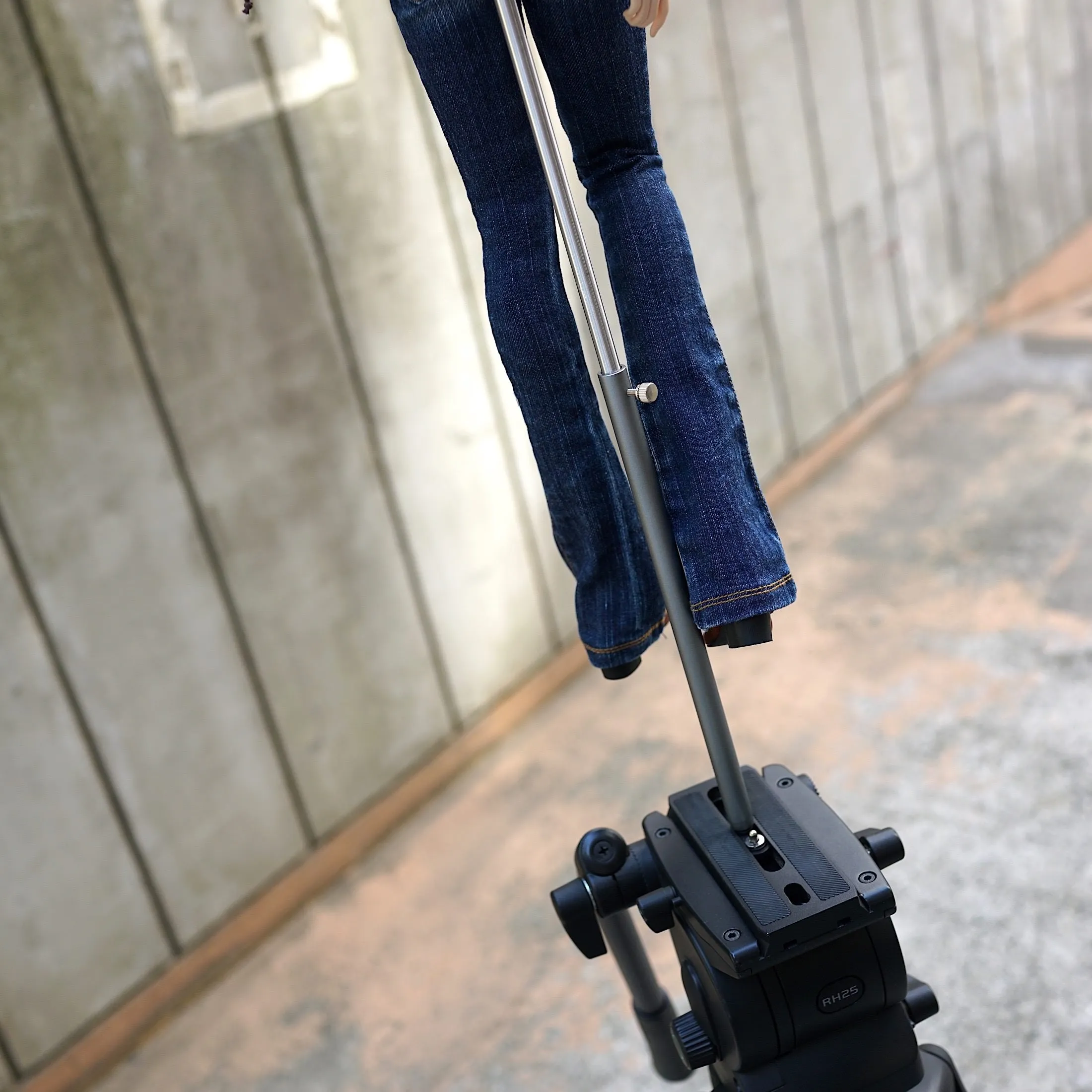 Air Stand (Gunmetal)