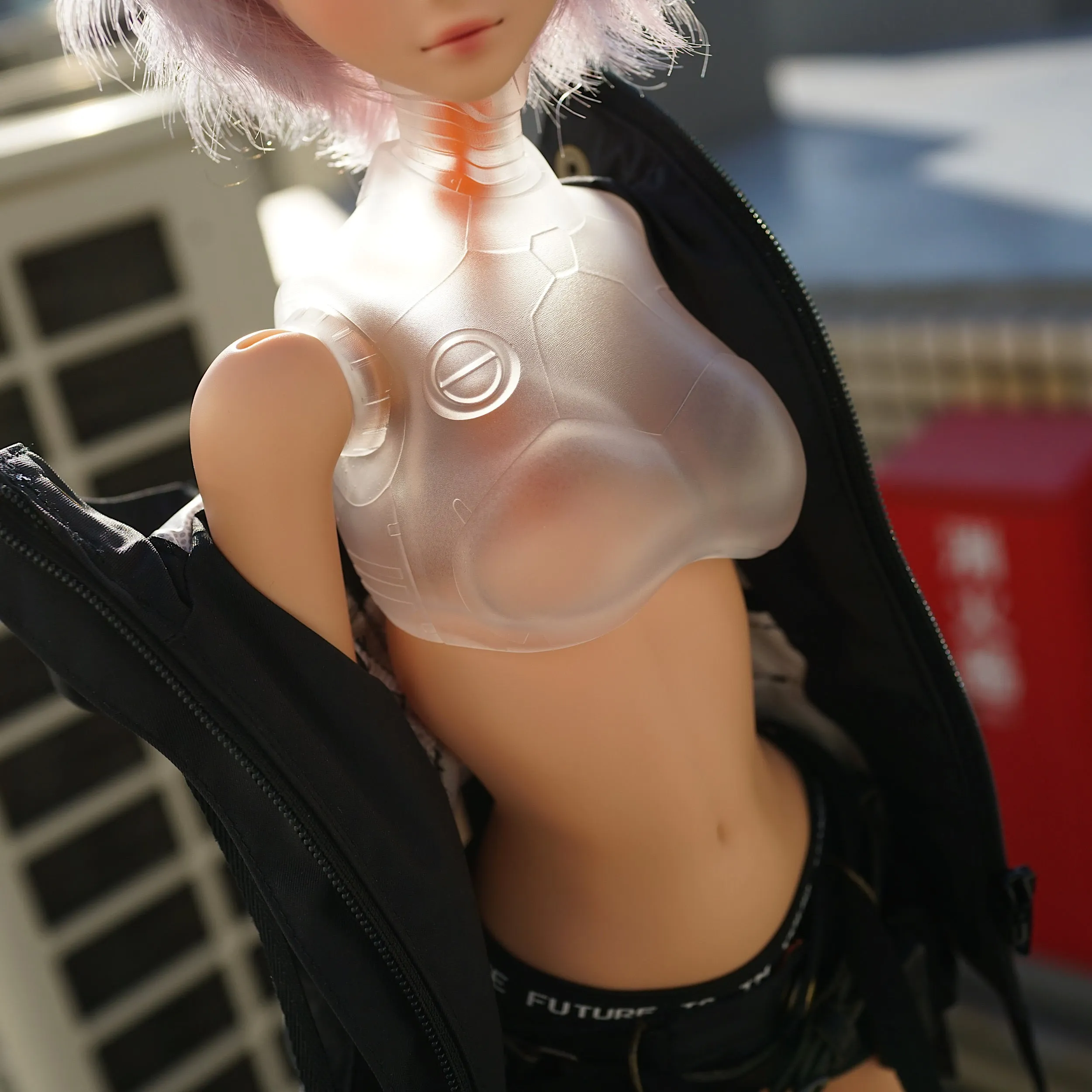 Cyborg Bust Option Part (Crystal)