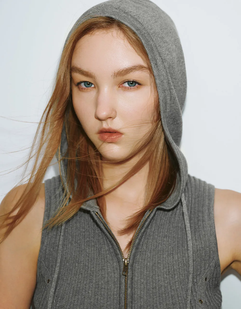 Hooded Zipper Front Skinny Knitted Vest