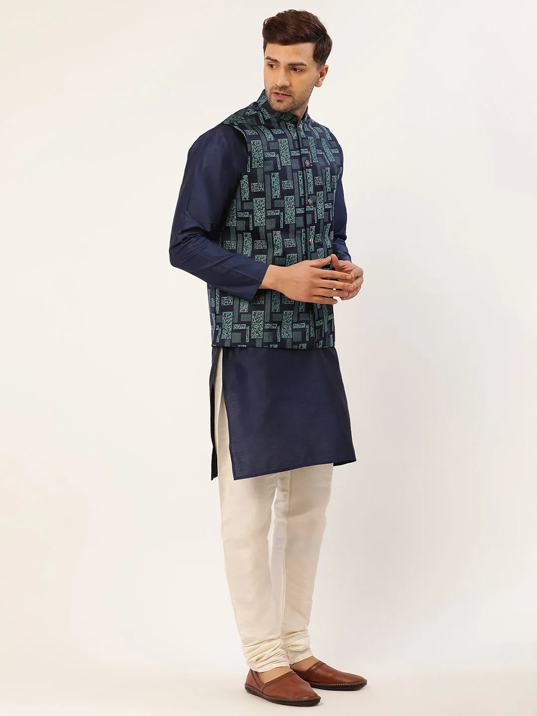 Men's Solid Kurta Pyjama With Blue Woven Design Nehru Jacket