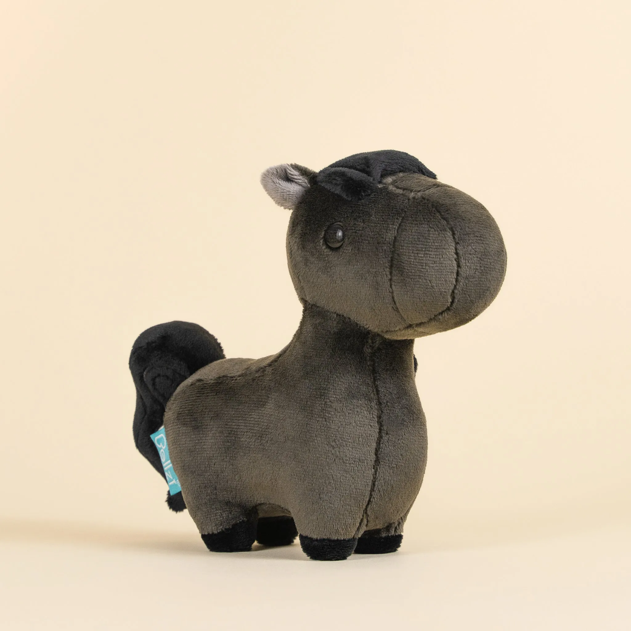 Mini Friesian the Horsi
