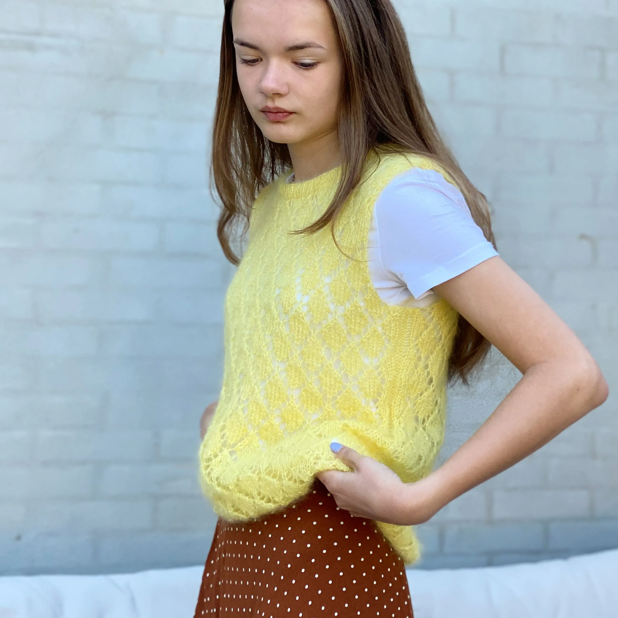 Spring Diamonds Vest (DK)