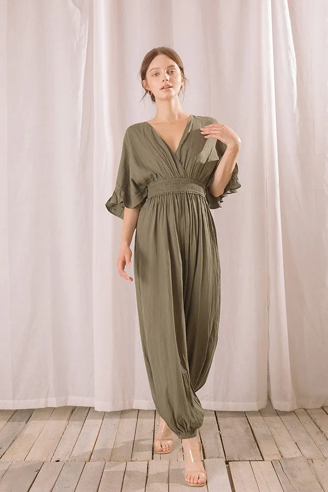 Storia Monochromatic Dolman Sleeve Jumpsuit